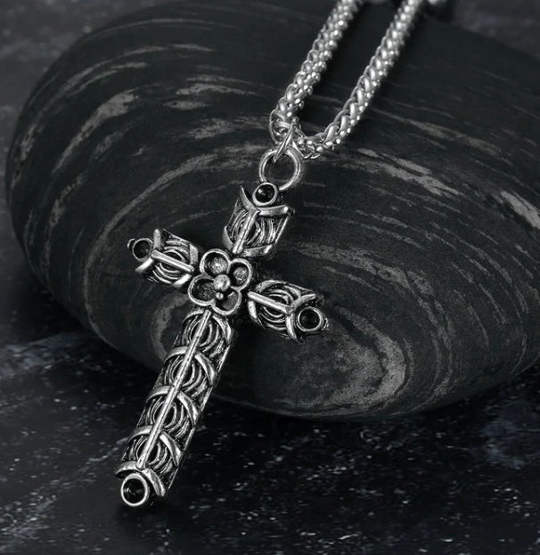 Vintage Nordic Rune Necklaces For Men Stainless Steel Norse Runes Viking Jewerly Pagan Elder Futhark Pendant Amulet Fashion Jewelry