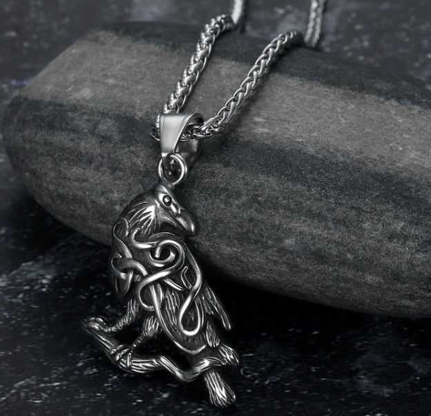 Vintage Nordic Rune Necklaces For Men Stainless Steel Norse Runes Viking Jewerly Pagan Elder Futhark Pendant Amulet Fashion Jewelry
